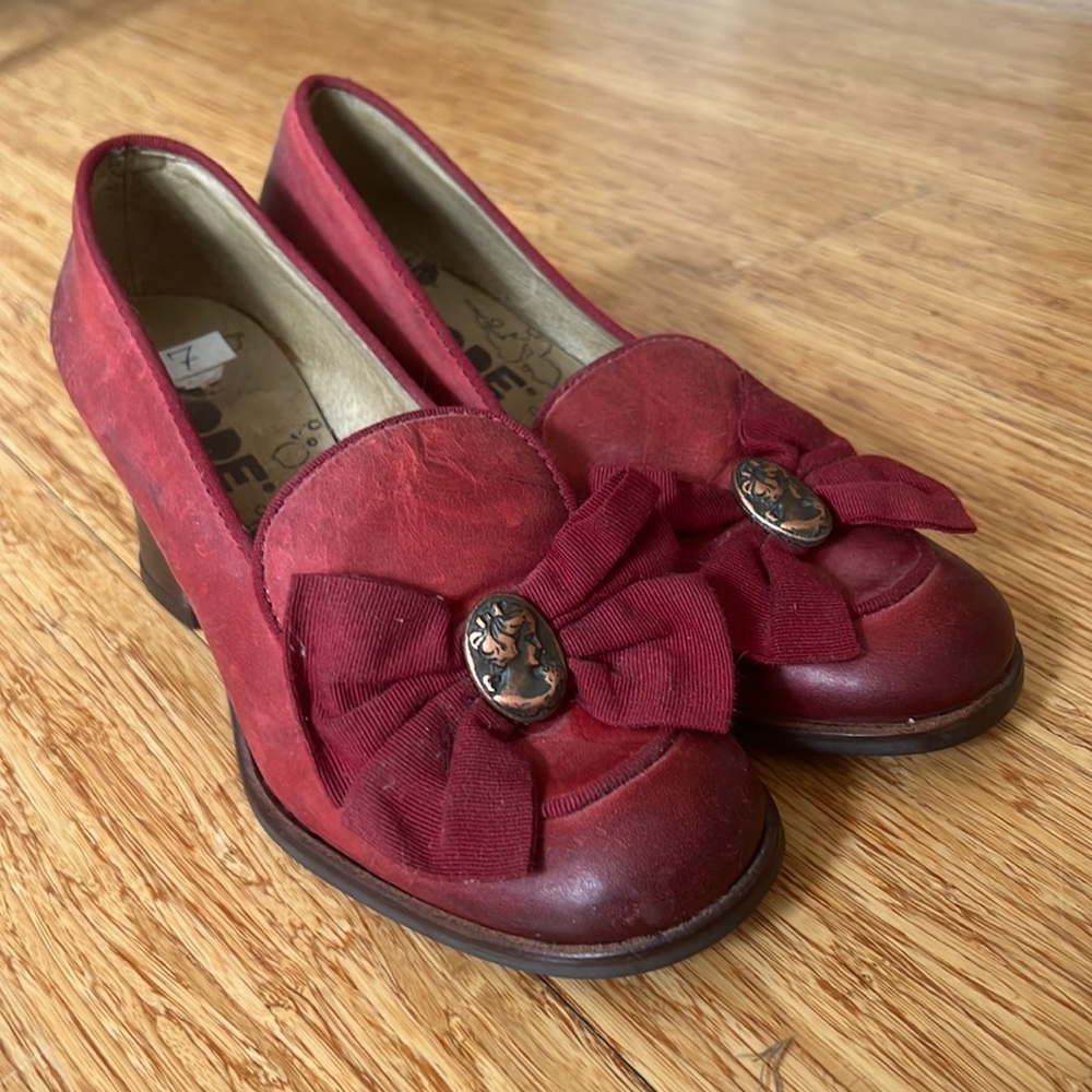 DeKode Pumps 7